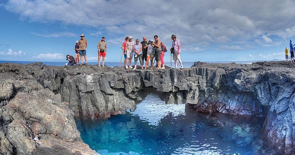 Die Highlights der Galapagos-Insel Floreana während einer während einer Ecuador-Galapagos-Gruppenreise entdecken. Erleben Sie die perfekten Tauch- und Schnorchelausflüge