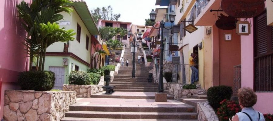 Das bunte Viertel Las Penas in Guayaquil - Reisen im Garten Eden