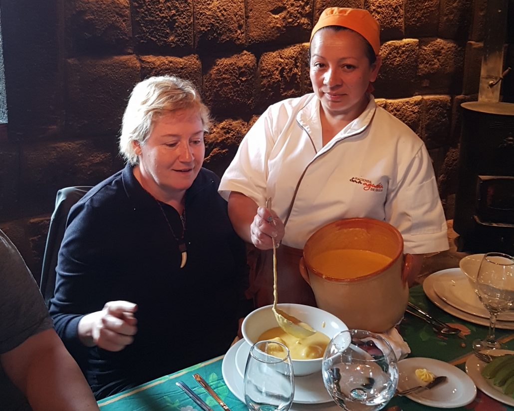 Im schönen kolonialen Ambiente Essen - Quito Restaurant-Tipps