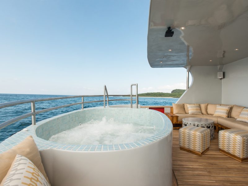 Galapagos cruise Origin Jacuzzi