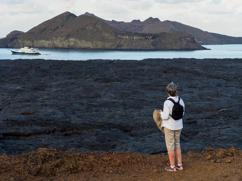 Galapagos-Kreuzfahrt Evolution - Fahrt zum Pinnacle Rock der Galapagos-Insel Bartolomé