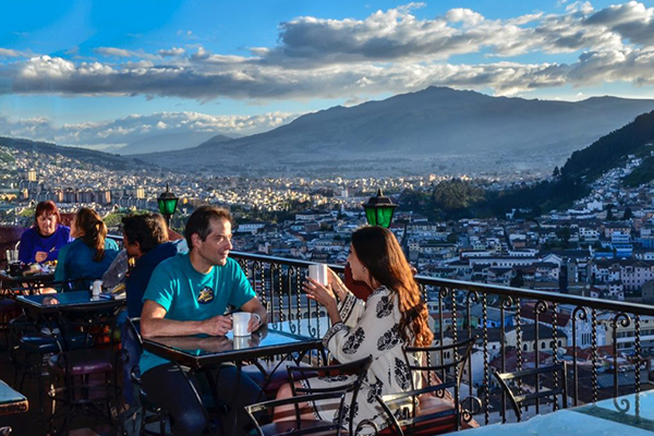 Terrasse mit Aussicht in Quito